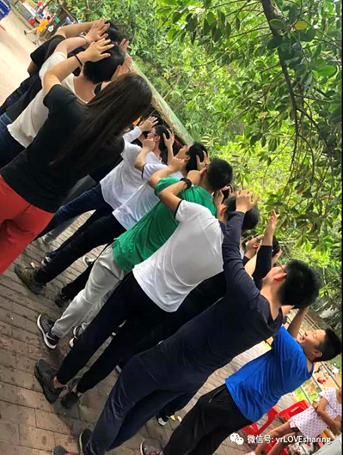 公司团建活动.jpg