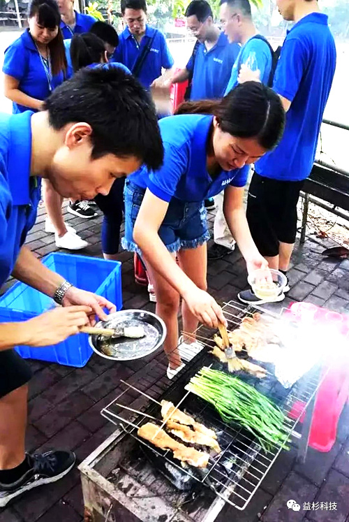 自助烧烤.jpg