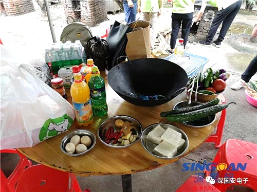 领取食材.jpg